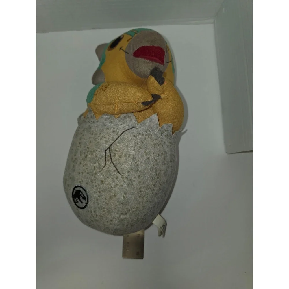 Jurassic World Camp Cretaceous plush toy Bumpy the Ankylosaurus‎ hatching egg